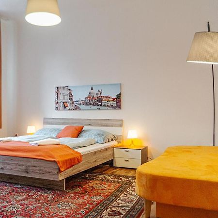 Comfy 2Br- Apartment Near Wiener Stadthalle מראה חיצוני תמונה
