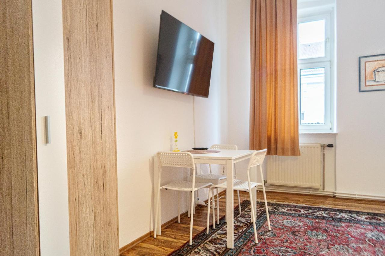 Comfy 2Br- Apartment Near Wiener Stadthalle מראה חיצוני תמונה