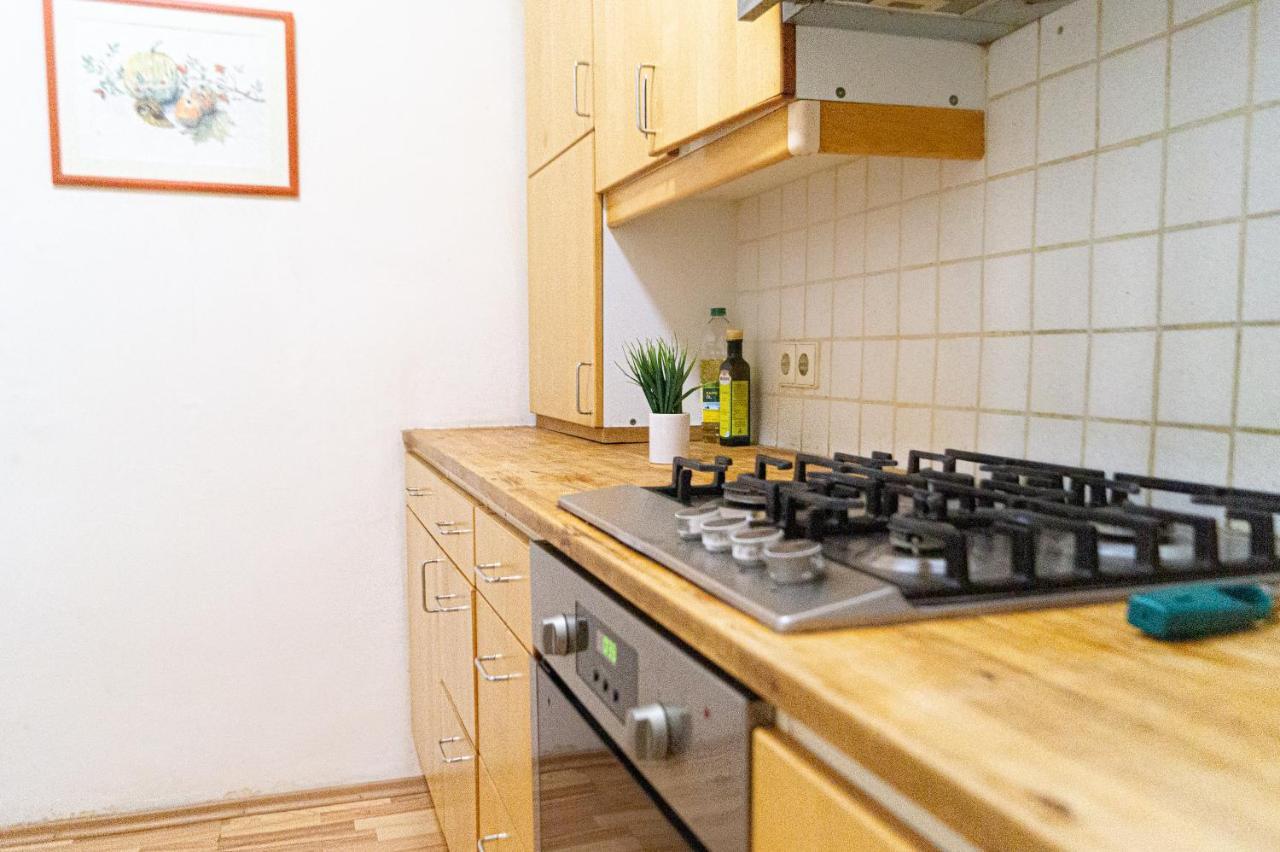 Comfy 2Br- Apartment Near Wiener Stadthalle מראה חיצוני תמונה